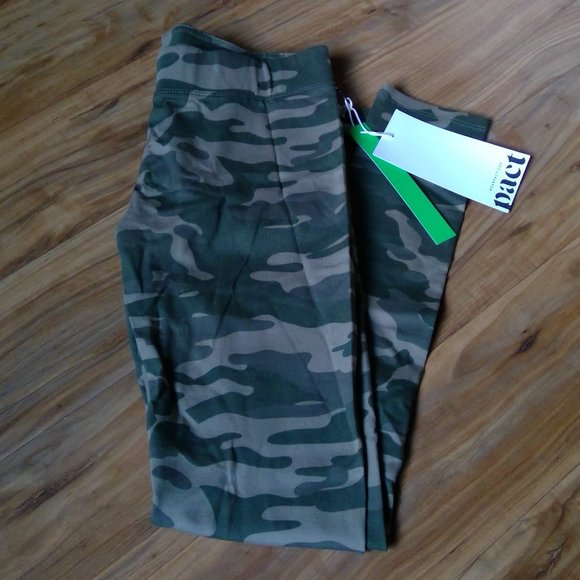 Pact Organic Camo Leggings - Picture 1 of 3